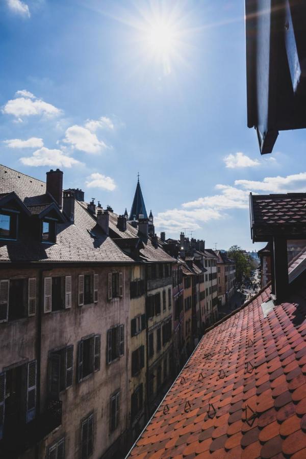 Le Septqatre - Grand Triplex Au Coeur De La Vieille Ville アヌシー エクステリア 写真